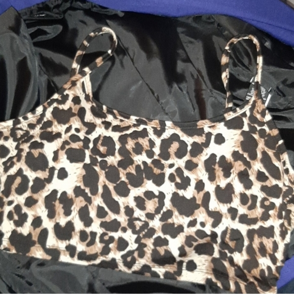 CROP CAMI LEOPARD SIZE MEDIUM ☆ - Picture 3 of 6